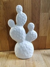 Statue*Figur*Dekofigur*Kaktus*
