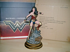 Wonder Woman - Statue -
