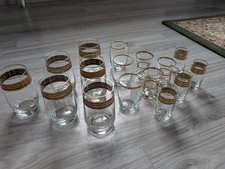 Türkische Teegläser mit