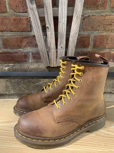 Martens 1460 loch eyelet - 8,