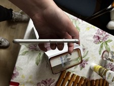 I Phone 8 Samt Hülle + Ladekabel + Adapter in Originalverpackung siehe Fotos