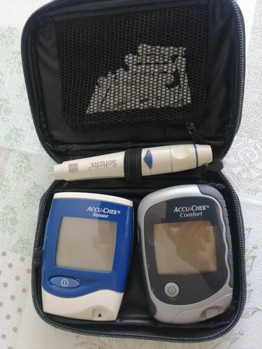 Accu chek mit zubehör - 2,