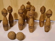 antikes Kegelspiel. 9 Kegel 2