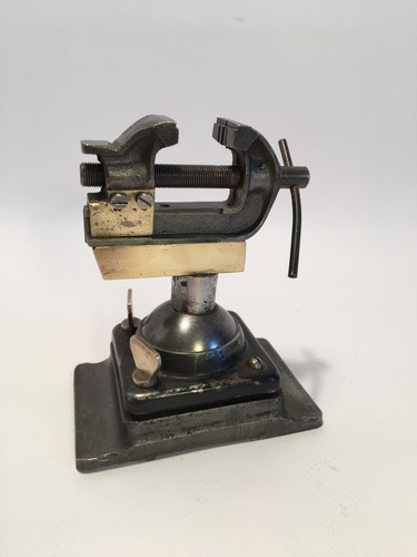 Alter miniatur schraubstock - miniatur, /