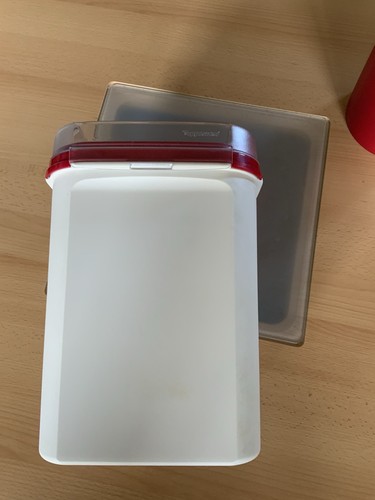 Tupperware liter bellevue - tupperware,