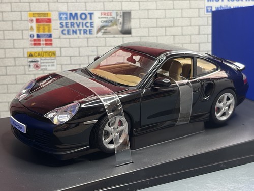 Boxed autoart 77833 - 1:18, *boxed*