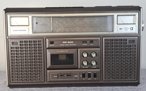 Grundig 900 tragbarer - 900,