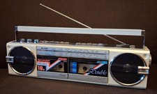 SHARP QT-77HW RADIO STEREO DOPPELKASSETTENRECORDER VOLL FUNKTIONSFÄHIG JAPAN