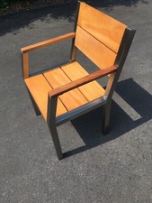 Gartenstuhl mit Armlehne Edelstahlstuhl V2A Gartenmöbel Holz Garapa