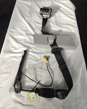 623097200 Sicherheitsgurt vorn