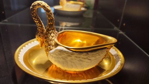 Schwanentasse sauciere gold - ,