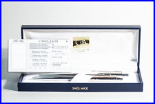 Caran D'Ache Geneve SET mit Kugelschreiber & Bleistift in Stahl mit "Tetra Pak"