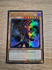 YuGiOh - Dark Magician - YUCB-EN001 - Near Mint – Ultra Rare