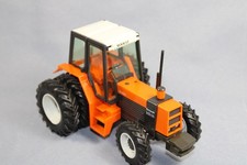 Britains Renault 145-14 Turbo Traktor im Maßstab 1/32