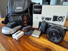 Sony Alpha NEX-5R Digitalkamera mit 16-50mm