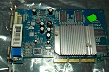 nVidia GeForce FX5200 256 MB