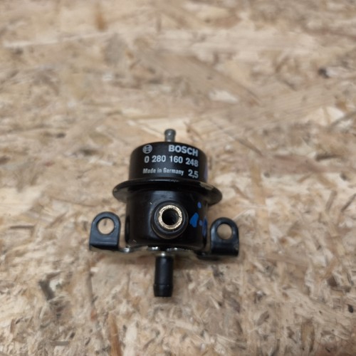 Bmw e30 benzindruckregler - e30,