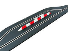 Pit Lane Boxenmauer kompatibel