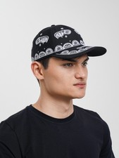 Usbekische Kappe mit Stickerei