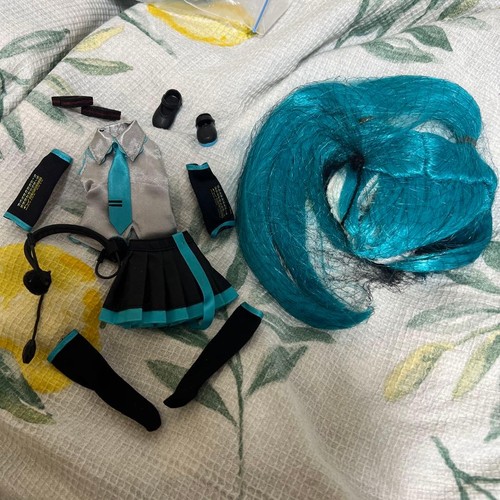 Hatsune miku pullip outfit wig - outfit,