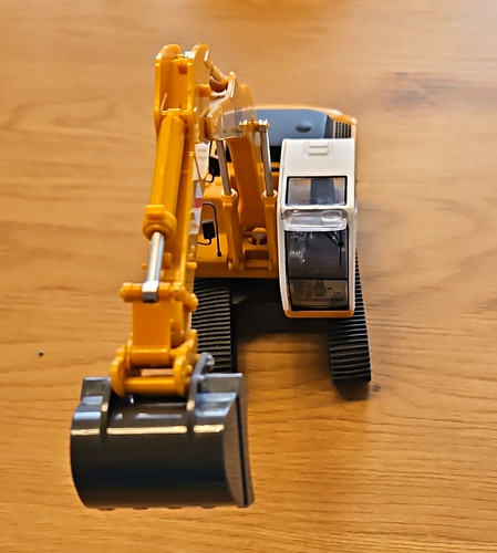 Revell liebherr 900 - liebherr,