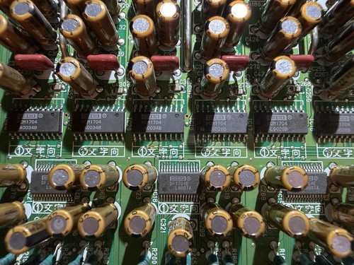 Burr brown pcm1704u bit - pcm1704u, 24-bit