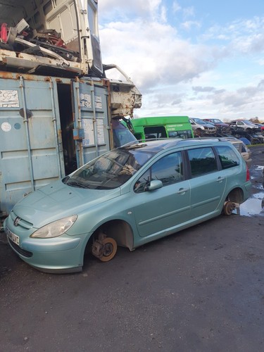 Peugeot 307 kombi radmutter - kombi,