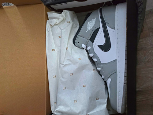 Jordan air mid - jordan,