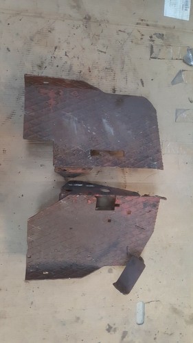 Ihc cormick 320 324 - cormick,