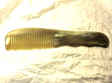 Kamm ARMAND Horn hellbraun mit