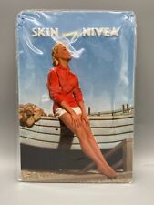 Blechschild-Vintage-Skin needs Nivea-Deko