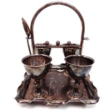 Menage 4 Eierbecher Löffel