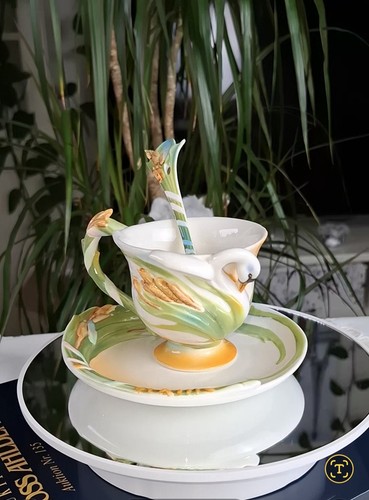 Sammeltasse mit löffel - mit,