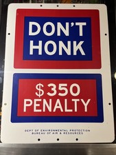 1 -Vintage 1970s DON’T HONK
