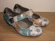 Naturläufer Klett Pumps