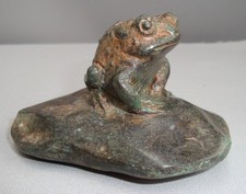 Statue Frosch Tierwelt Art
