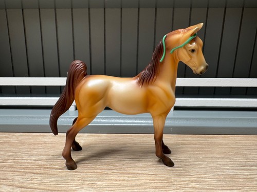 Breyer stablemate exquisite - -,