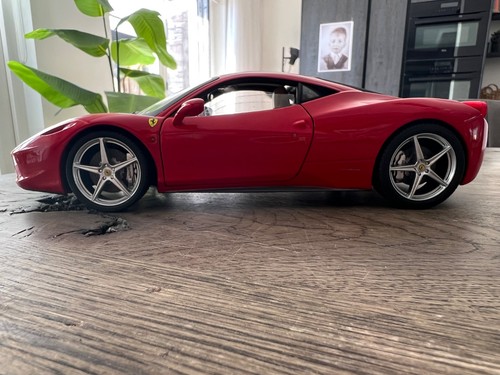 Hotwheels elite ferrari - elite,