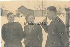 Foto Soldat vom Infanterie Regiment Großdeutschland mit Reiterabzeichen ...