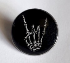 Anstecker Pin Heavy Metal