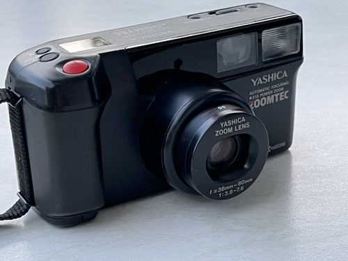 Yashica analog kamera - analog,