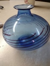 Vase,Glasvase ,Blau mit Streifen Event.lauscha ,Thüringer Glaskunst
