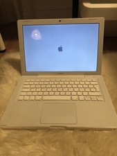 MacBook A1181 Retro Mac gaming
