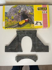 Spur H0 Faller B-559 Bausatz Tunnelportal mit Stützwänden in OVP, ein Gleisig