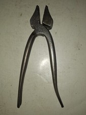 altes Werkzeug, Schuster, Schuhmacher, Lederbearbeitung, gemarkt