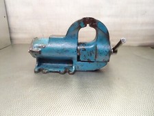 Alter Massiver  Schraubstock