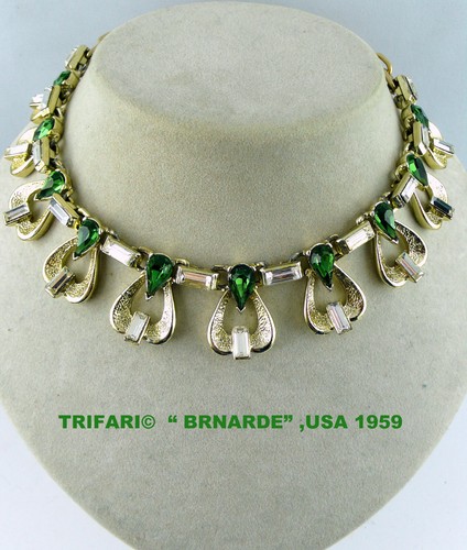 Trifari collier bernarde - collier,