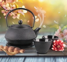 Gusseisen-Teekanne mit