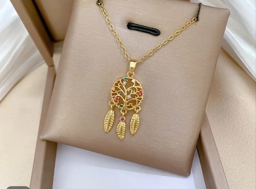 Halskette goldfarben