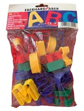 Eberhard Faber Ausstechformen Set ABC Buchstaben Mehrfarbig Kunststoff 26 Teile